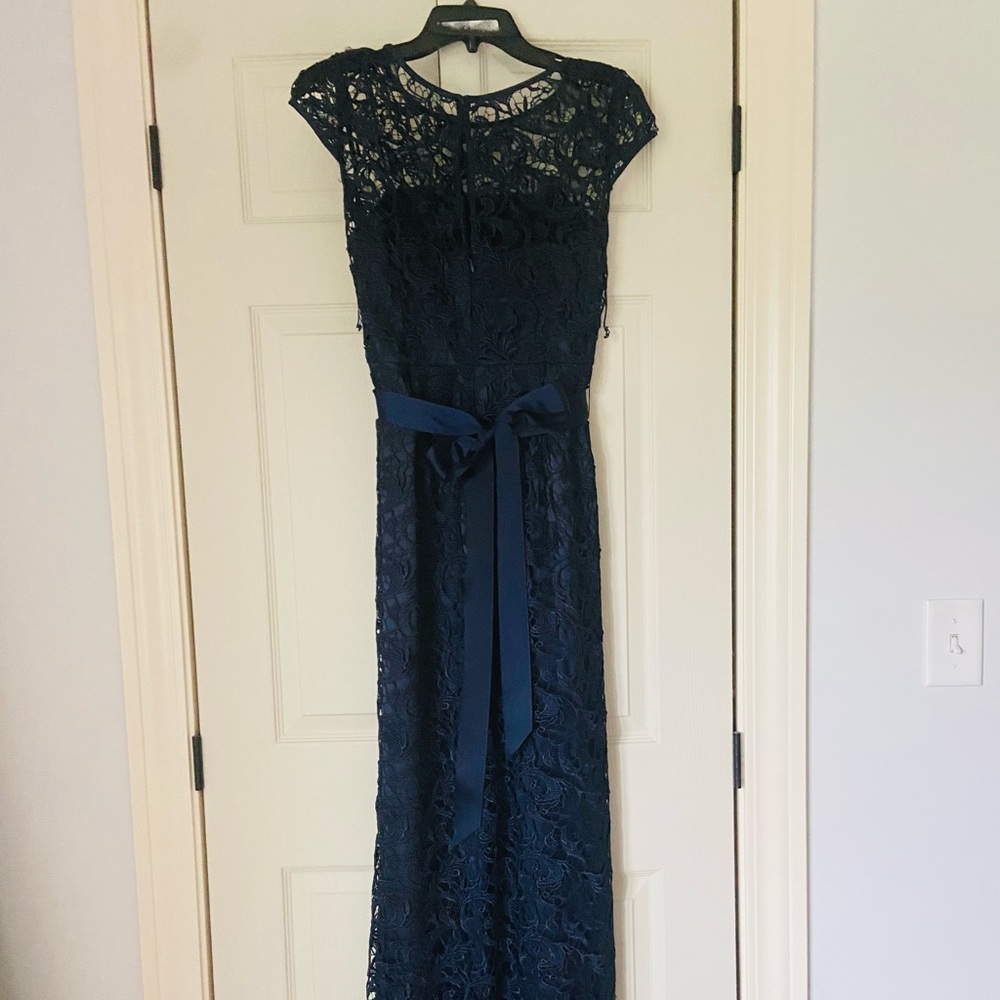 Adrianna Papell Sz 4 Lace Navy Dress